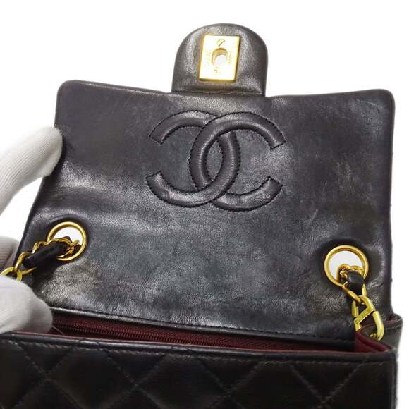 Chanel Mini Matelasse Women's Shoulder Bag in Black Lambskin with Gold Hardwa... - Picture 11 of 15